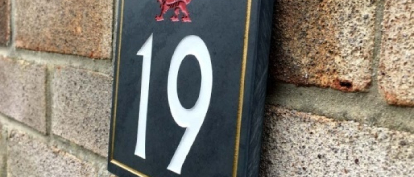 Why Welsh Slate Signs Are Gaining More Popularity